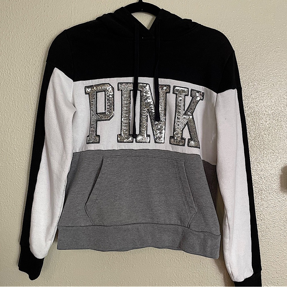 NWOT 💥RARE💥 VS PINK sequin hoodie